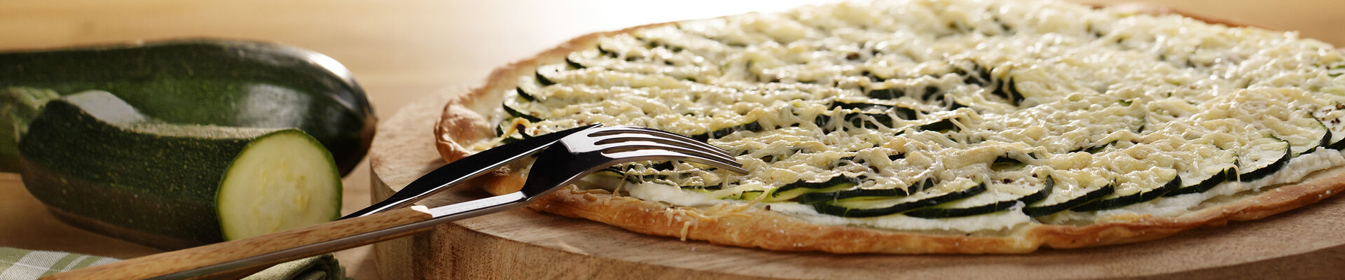 Pizza blanche &agrave; la courgette