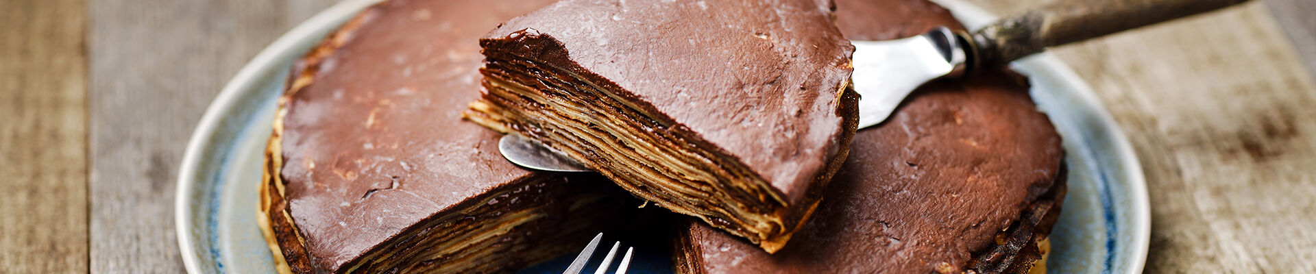 G&acirc;teau de cr&ecirc;pes au chocolat
