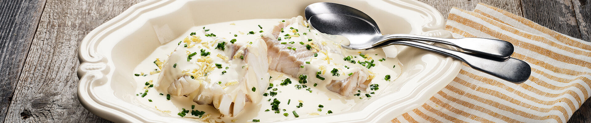 Cabillaud poch&eacute; sauce au citron