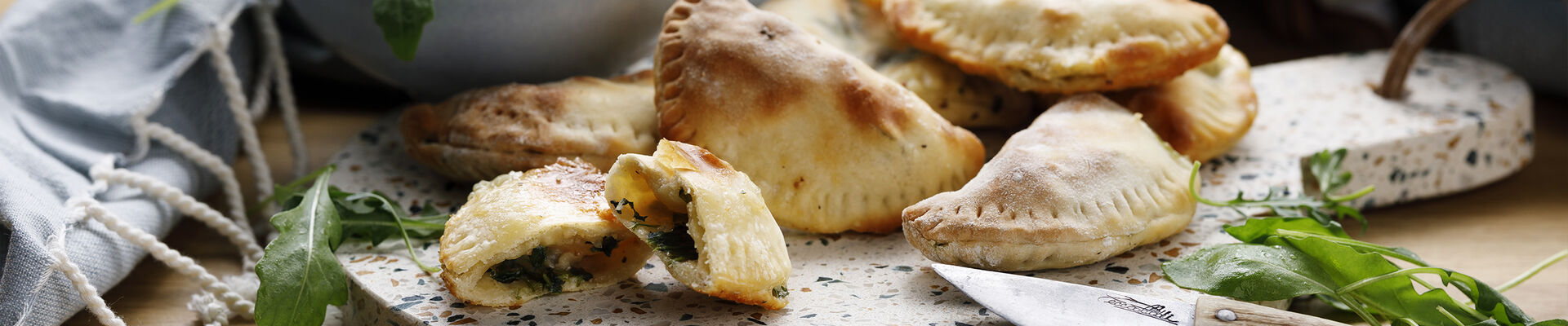 Mini calzones au gorgonzola